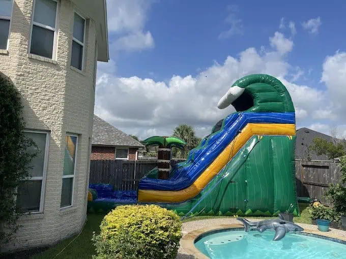 green-emerald-water-slide-1